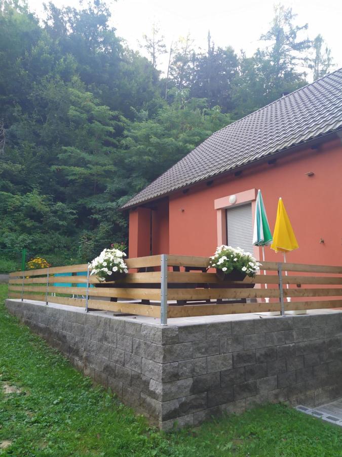 Chata Na Rece Sazave Samopse Екстериор снимка